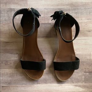 Black sandals for summer!